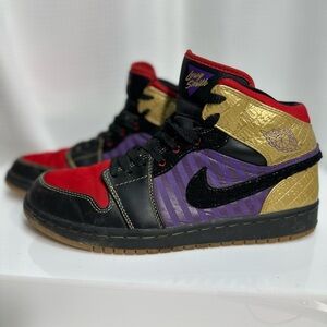 Nike Air Jordan 1 Retro Leroy Smith (2009) SZ 8. Pre-owned, Excellent Condition